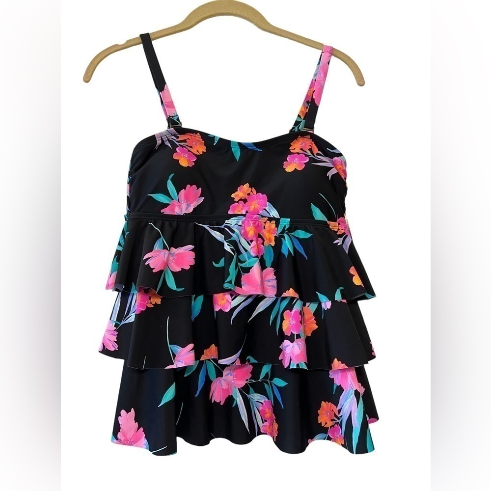 Island Escape tankini top size 6
